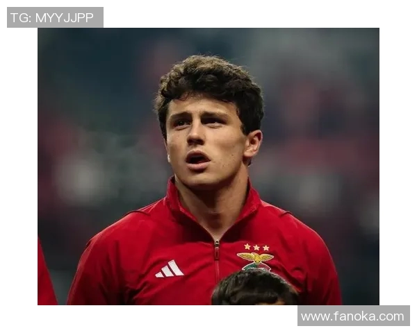 若昂内维斯：从新星崛起到球队核心的华丽转身与未来展望